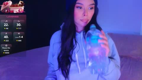 Hecate  online show from 02/18/25, 10:03