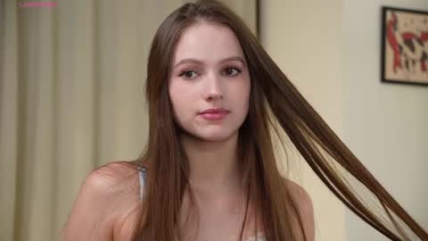 Snapshot of hecola chatting on 02/10/26, 02:10 Nika next stream 200pm GMT online show from 02/10/26, 02:10