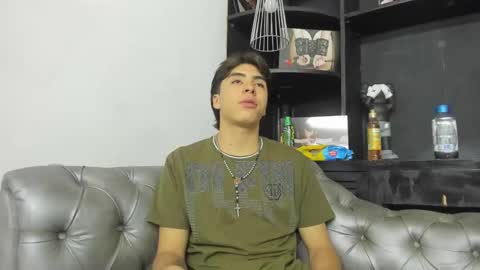 Snapshot of heellboy_ chatting on 11/08/25, 01:28 heellboy_ online show from 11/08/25, 01:28