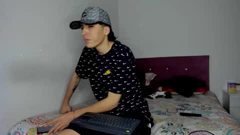 Snapshot of heellboy_ chatting on 02/23/26, 09:06 heellboy_ online show from 02/23/26, 09:06