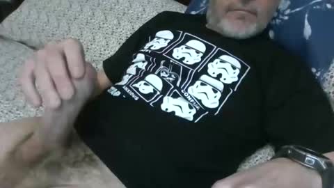 Snapshot of hefo99 chatting on 01/07/26, 06:54 hefo99 online show from 01/07/26, 06:54