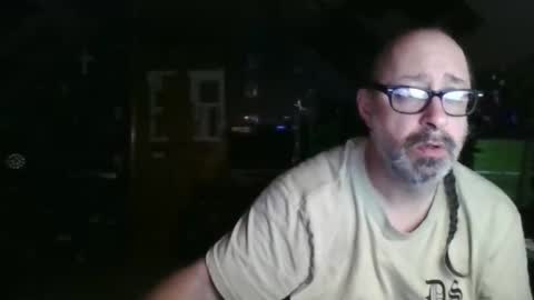 Snapshot of heguy46 chatting on 05/17/26, 07:28 heguy46 online show from 05/17/26, 07:28