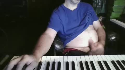 Snapshot of heguy46 chatting on 06/11/26, 06:44 heguy46 online show from 06/11/26, 06:44