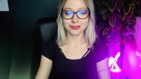 Heidi online show from 02/25/25, 02:00