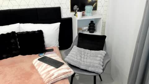 Heidi online show from 02/18/25, 04:48