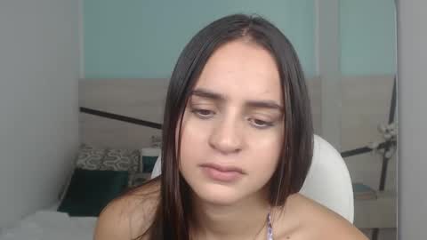 Snapshot of heidy_hoiss chatting on 02/07/25, 08:31 Heidy online show from 02/07/25, 08:31