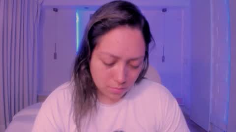 Heidy online show from 10/19/25, 12:17