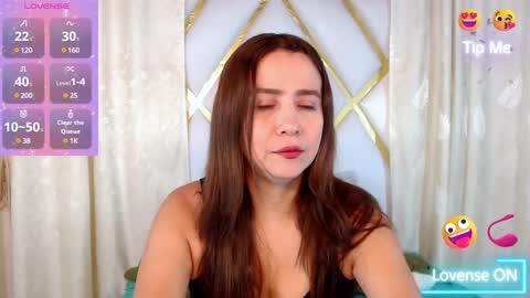 Snapshot of heidy_wells chatting on 01/12/25, 12:01 Heidy online show from 01/12/25, 12:01