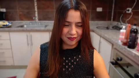 Snapshot of heidy_wells chatting on 09/29/25, 12:21 Heidy online show from 09/29/25, 12:21