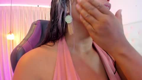              online show from 02/17/25, 06:15