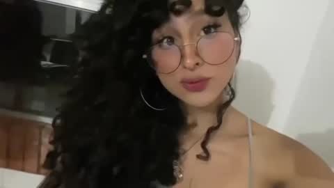 Heka Prudence online show from 12/22/24, 04:28