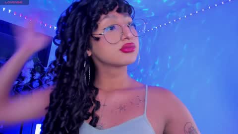 Heka Prudence online show from 01/12/25, 03:49