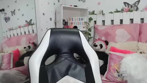 hella online show from 12/23/25, 03:59