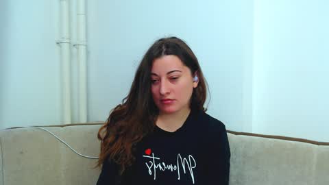 helen_adams_ online show from 12/09/24, 07:39