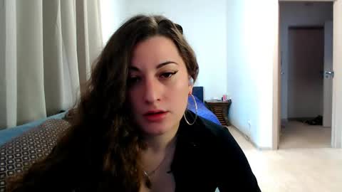 Snapshot of helen_adams_ chatting on 05/05/26, 06:10 helen_adams_ online show from 05/05/26, 06:10