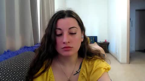 Snapshot of helen_adams_ chatting on 05/20/26, 06:19 helen_adams_ online show from 05/20/26, 06:19
