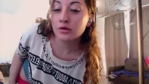 helen_adams_ online show from 06/24/26, 05:17