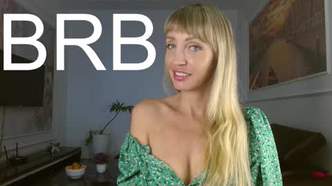 Snapshot of helen_bb chatting on 02/27/26, 05:02 Helen online show from 02/27/26, 05:02