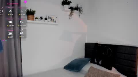 helen_miller online show from 07/20/26, 11:40
