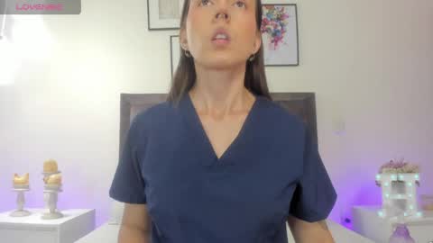 Helen  online show from 06/03/26, 12:41