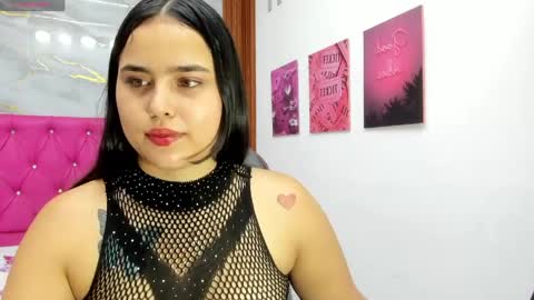 Snapshot of helen_russoo chatting on 04/11/26, 06:34 Helen online show from 04/11/26, 06:34