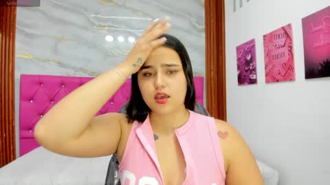 Snapshot of helen_russoo chatting on 04/26/26, 05:43 Helen online show from 04/26/26, 05:43