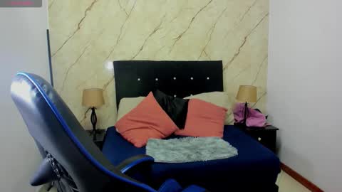 HELENA COPPER online show from 02/01/26, 12:09