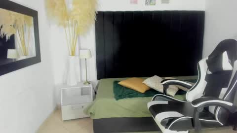 HELENA COPPER online show from 05/19/26, 03:57