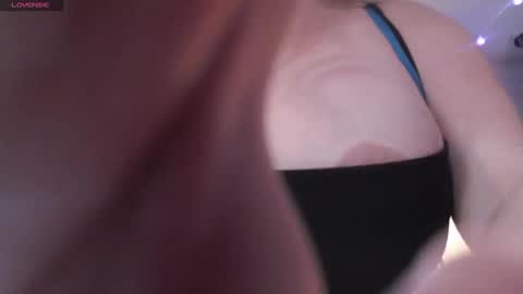 Helena Hope online show from 03/10/25, 04:57