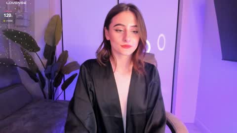 Helen online show from 12/09/24, 02:34