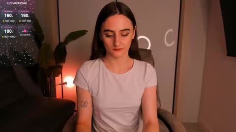 Helen online show from 12/19/24, 12:02