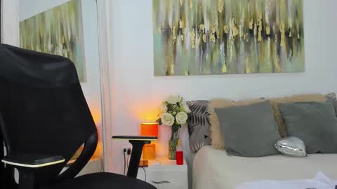 Helena Santos  online show from 09/10/25, 11:43