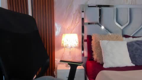 Snapshot of helena_santos01 chatting on 06/10/26, 12:26 Helena Santos online show from 06/10/26, 12:26