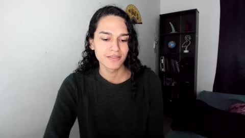 Snapshot of helena_spellman chatting on 04/14/26, 02:39 helena_spellman online show from 04/14/26, 02:39