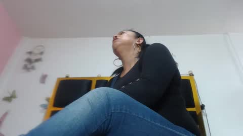 helenahotwet online show from 10/10/25, 07:02