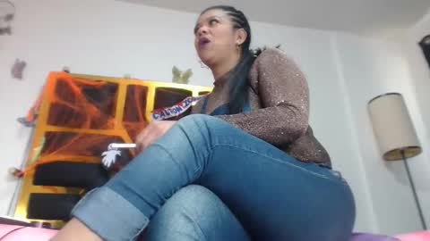 helenahotwet online show from 11/04/25, 12:15