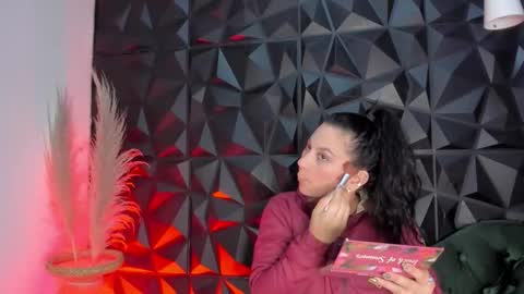 Helena Saenz online show from 01/14/26, 12:44