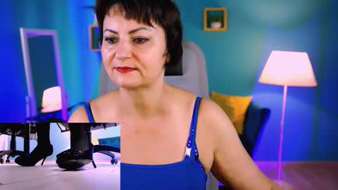 helenbeler online show from 11/15/25, 08:33