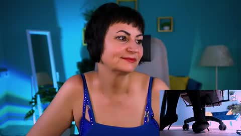 helenbeler online show from 12/23/25, 05:38