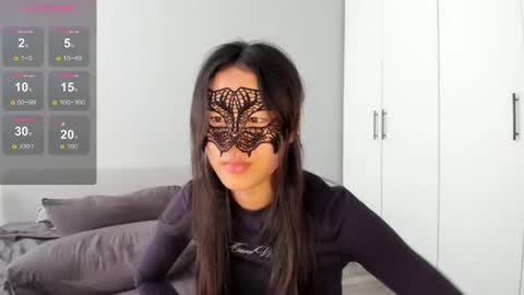 Hi I am Helen online show from 06/25/26, 05:12