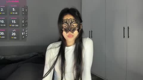 Hi I am Helen online show from 07/06/26, 02:08