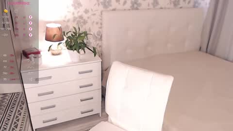 Helena Bonham online show from 10/22/25, 10:59