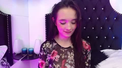 Helene online show from 01/03/25, 03:55