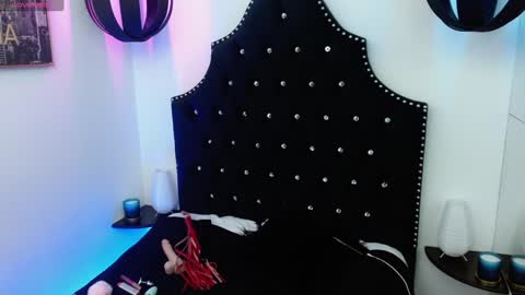 Helene online show from 01/28/25, 12:54