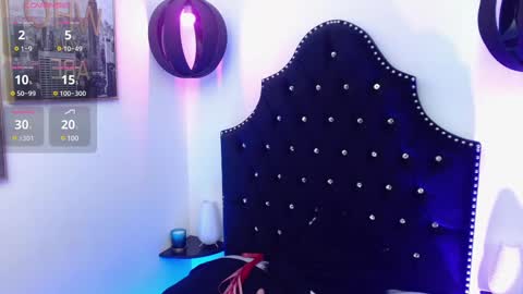 Helene online show from 02/13/25, 01:15