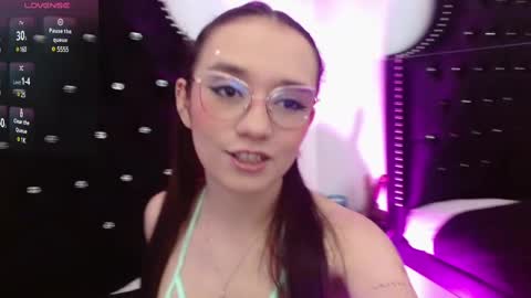 Helene online show from 03/11/25, 01:45