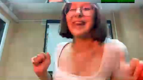 Vicky online show from 04/18/26, 03:16