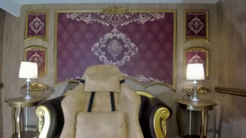 Helen or Hells online show from 09/19/25, 12:28