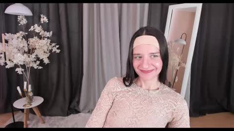 Helen online show from 02/24/25, 05:22