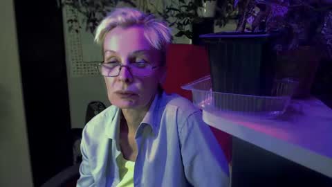 Snapshot of helgahimmele chatting on 07/29/26, 11:36 Helga online show from 07/29/26, 11:36